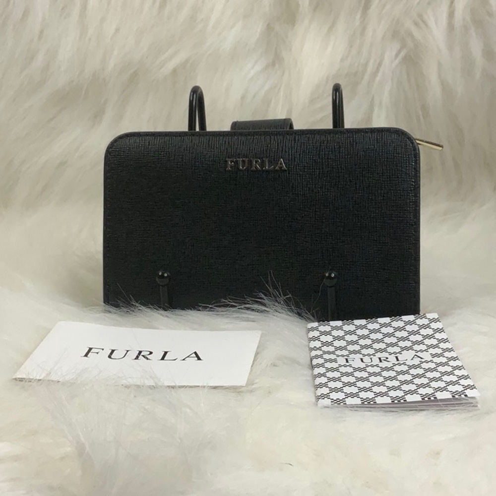 Furla Camelia Black Women's Wallet (NWOT)